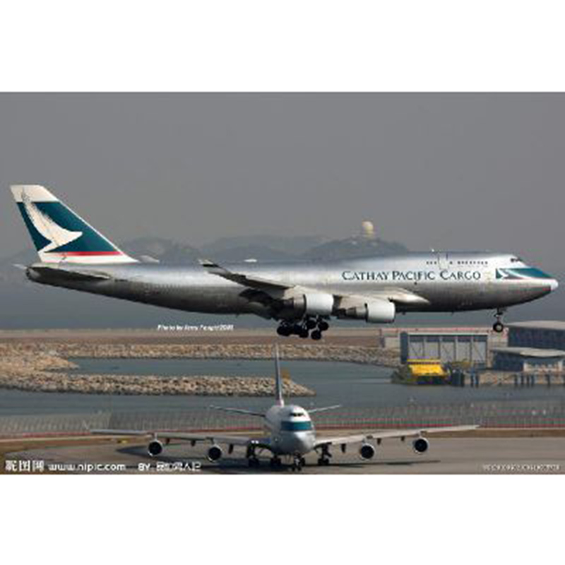 „Cathay Pacific Airways“